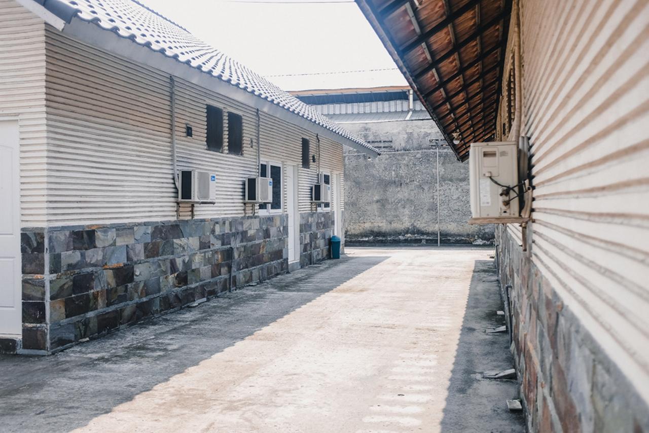 Reddoorz Near Sirkuit Sentul Bogor Exterior photo