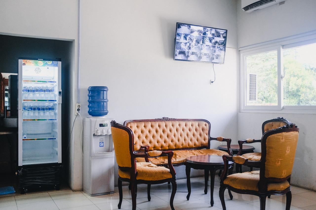 Reddoorz Near Sirkuit Sentul Bogor Exterior photo