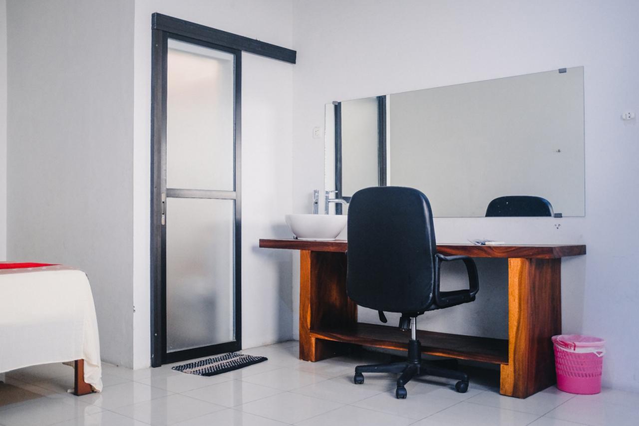 Reddoorz Near Sirkuit Sentul Bogor Exterior photo